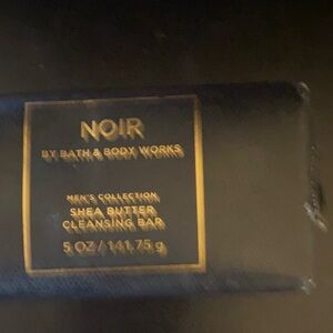 Bath & Body Works Noir Shea Butter Cleansing Bar - Black and Gold